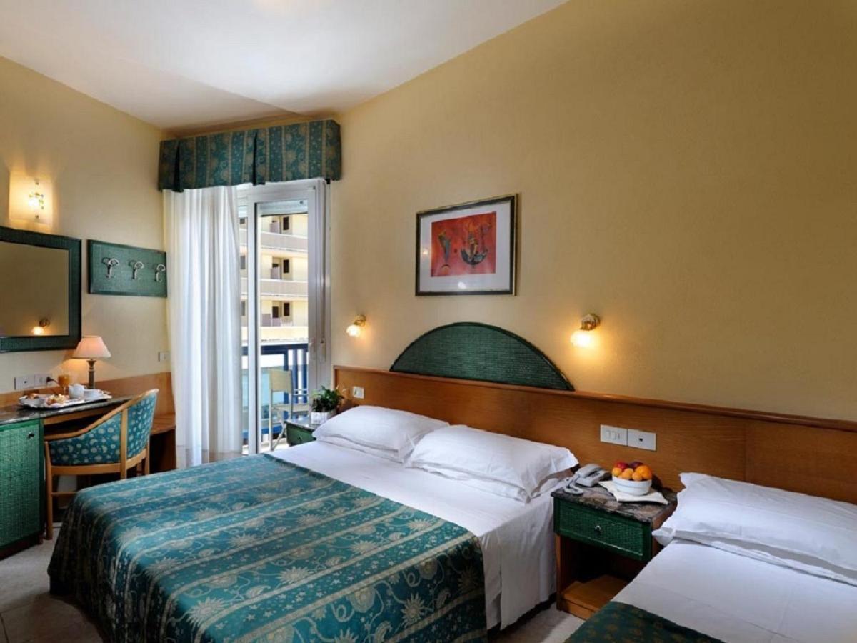 Hotel Bembo Bibione Exterior photo
