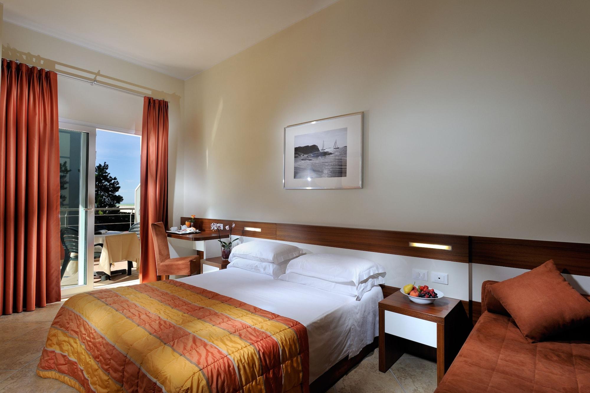Hotel Bembo Bibione Exterior photo