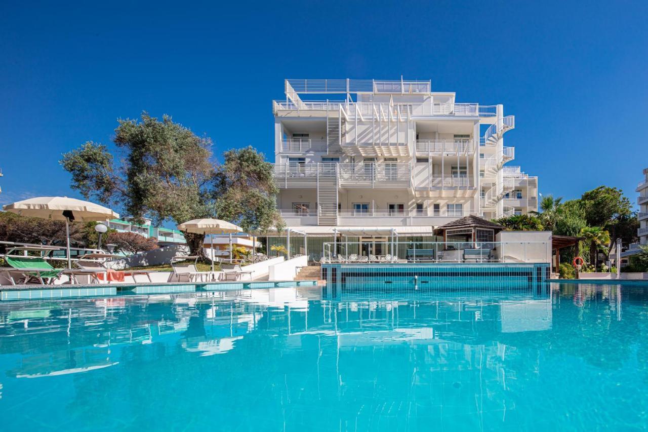 Hotel Bembo Bibione Exterior photo