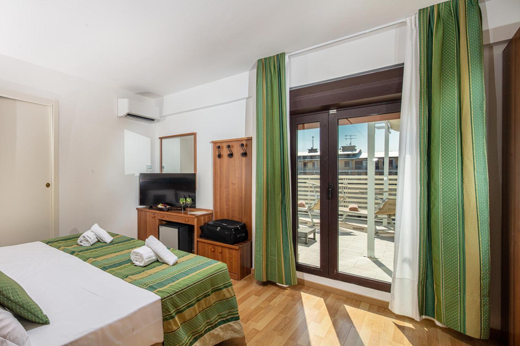 Hotel Bembo Bibione Exterior photo