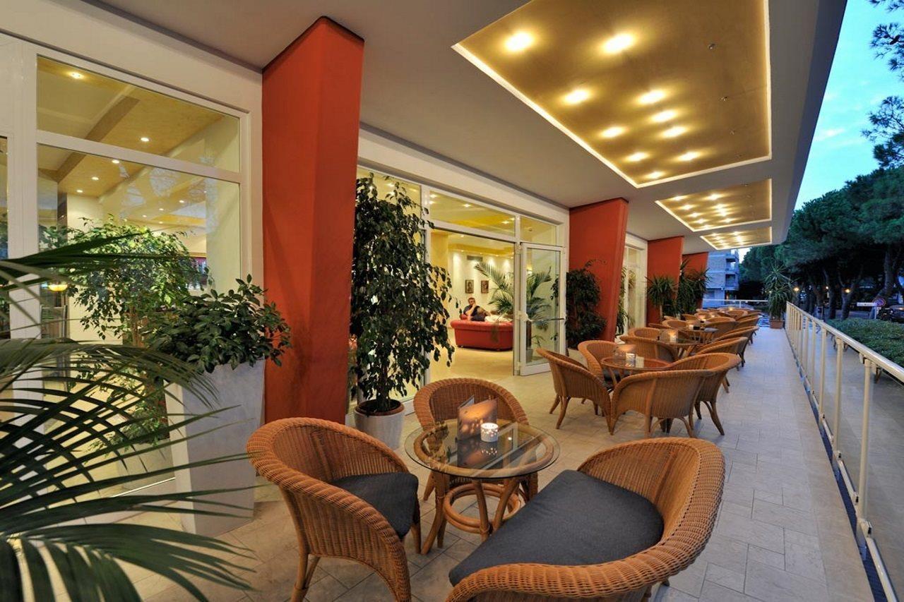 Hotel Bembo Bibione Exterior photo